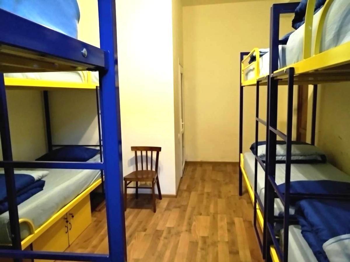 Shat Lav Hostel Erivan Exterior foto
