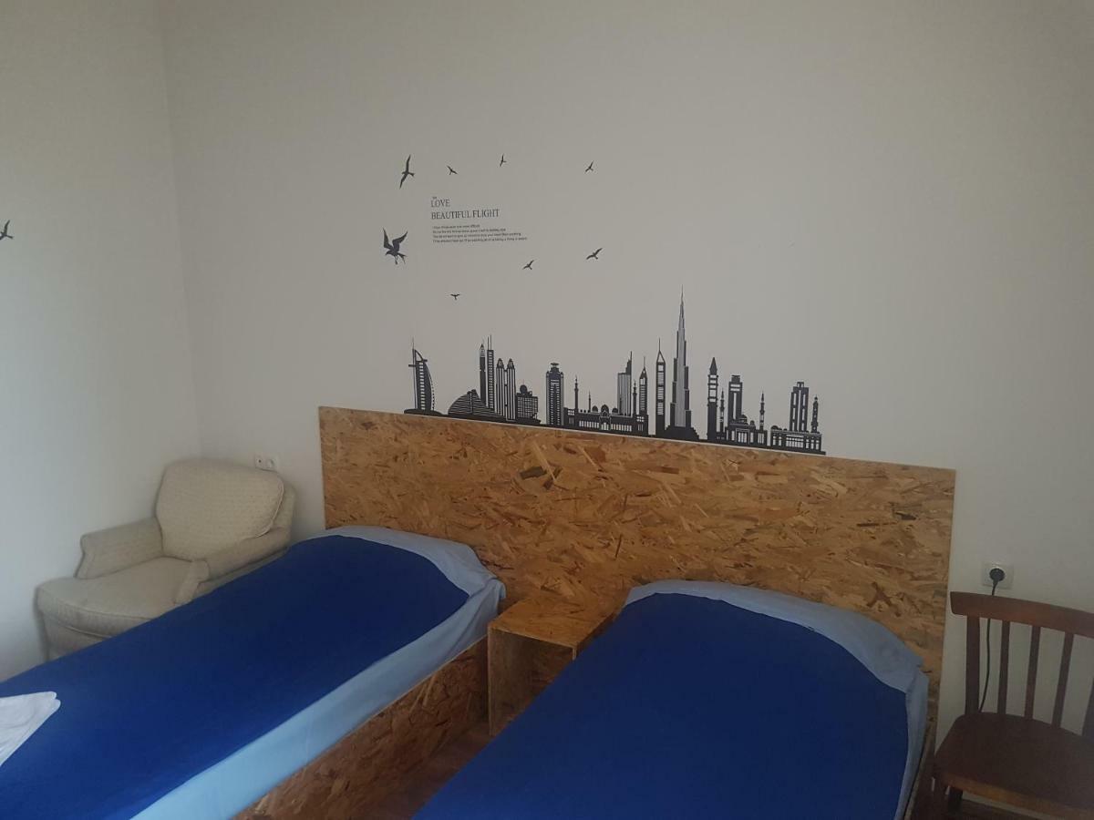 Shat Lav Hostel Erivan Exterior foto